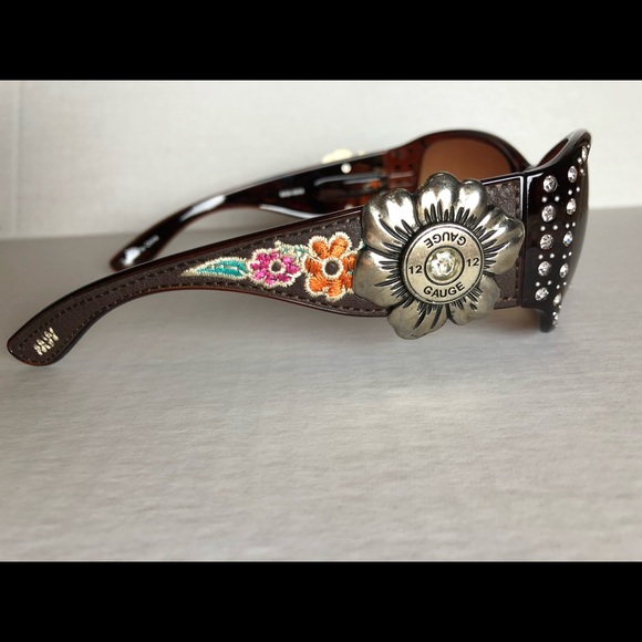 Montana West Accessories - Montana West Flower Sunglasses Brown